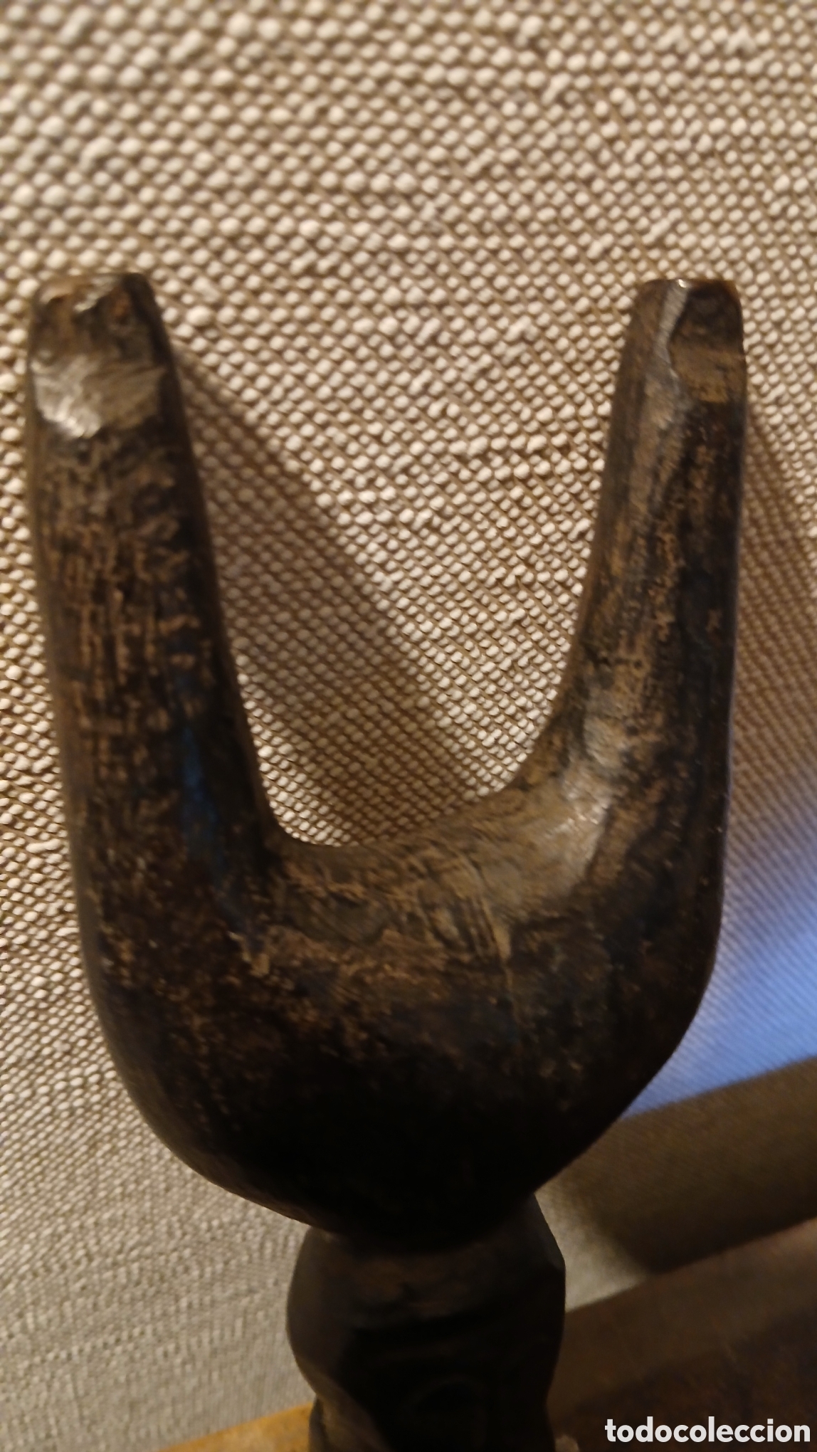 Art: Lance-pierres en bois sculpt&eacute; &rdquo;potomo waka&rdquo; 19&egrave;me