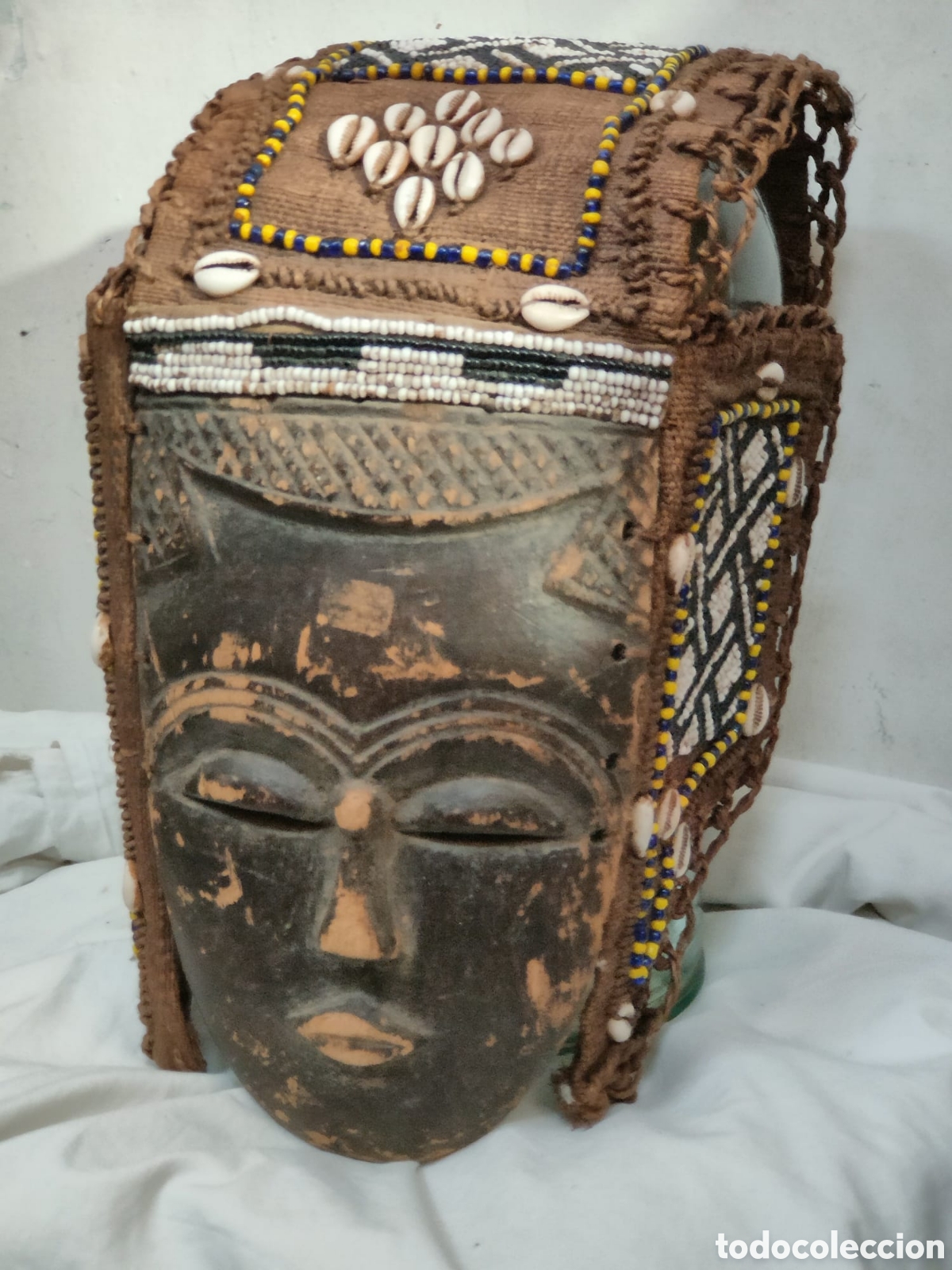 Arte: M&aacute;scara Kuba Rep Democr&aacute;tica del Congo