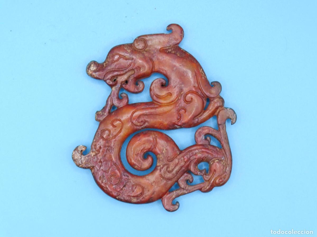 Arte: COLGANTE AMULETO CHINO DRAG&Oacute;N JADE MARR&Oacute;N ROJIZO