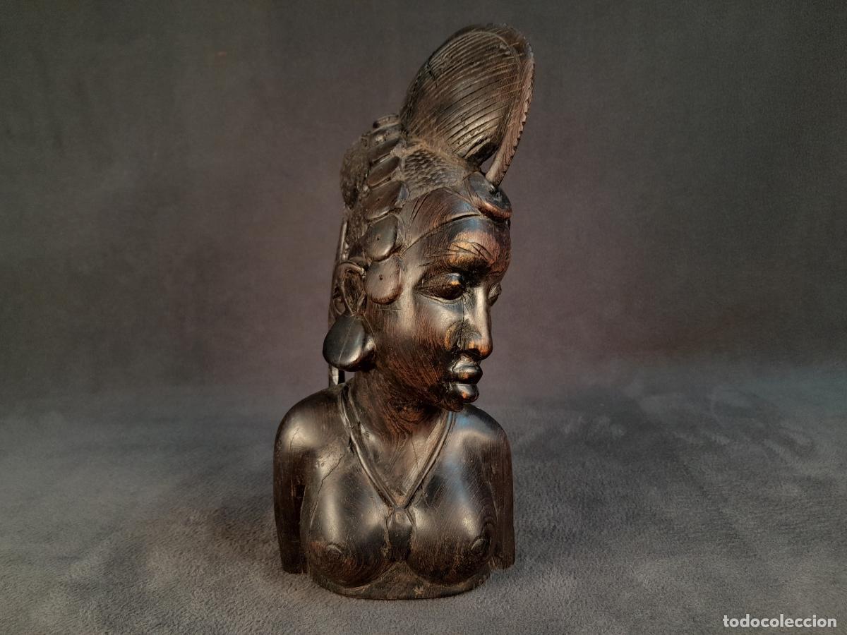 Arte: ESCULTURA REALIZADA EN MADERA TALLADA. BUSTO FEMENINO. &Aacute;FRICA, MEDIADOS S. XX.