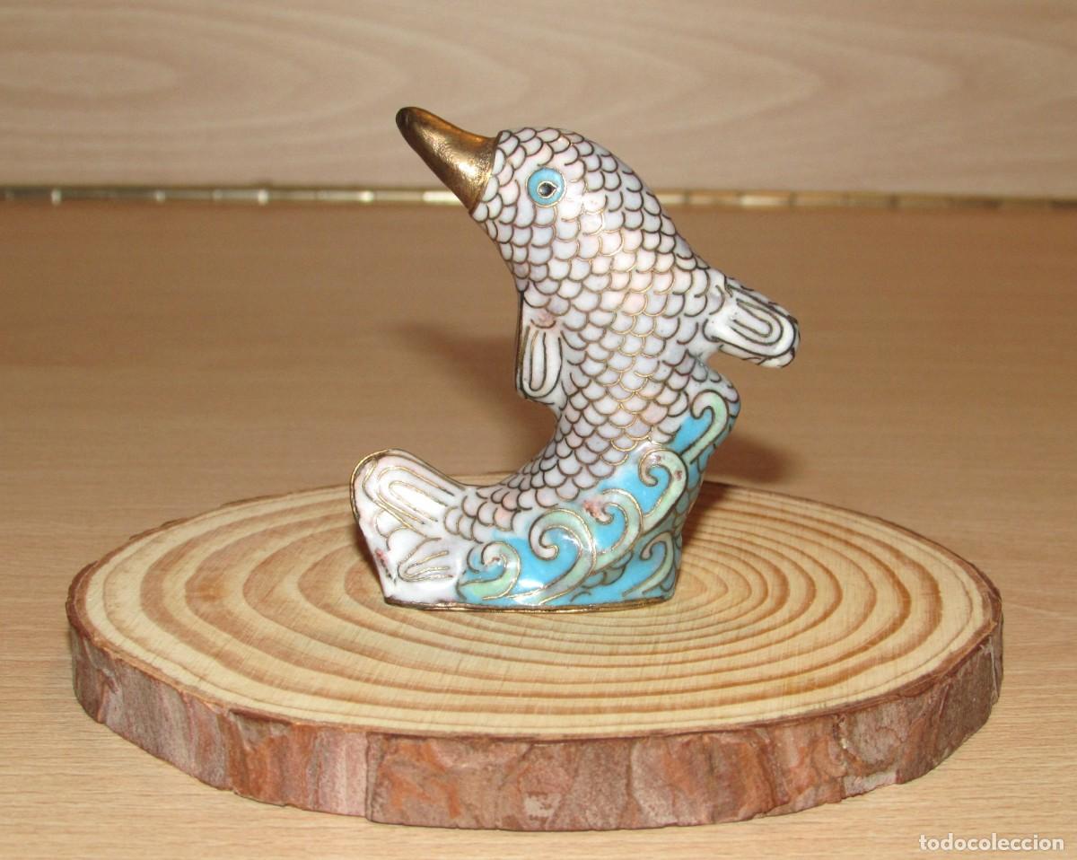 Arte: Figura china oriental miniatura pez koi carpa saltando olas metal y esmalte cloisonn&eacute; a&ntilde;os 80