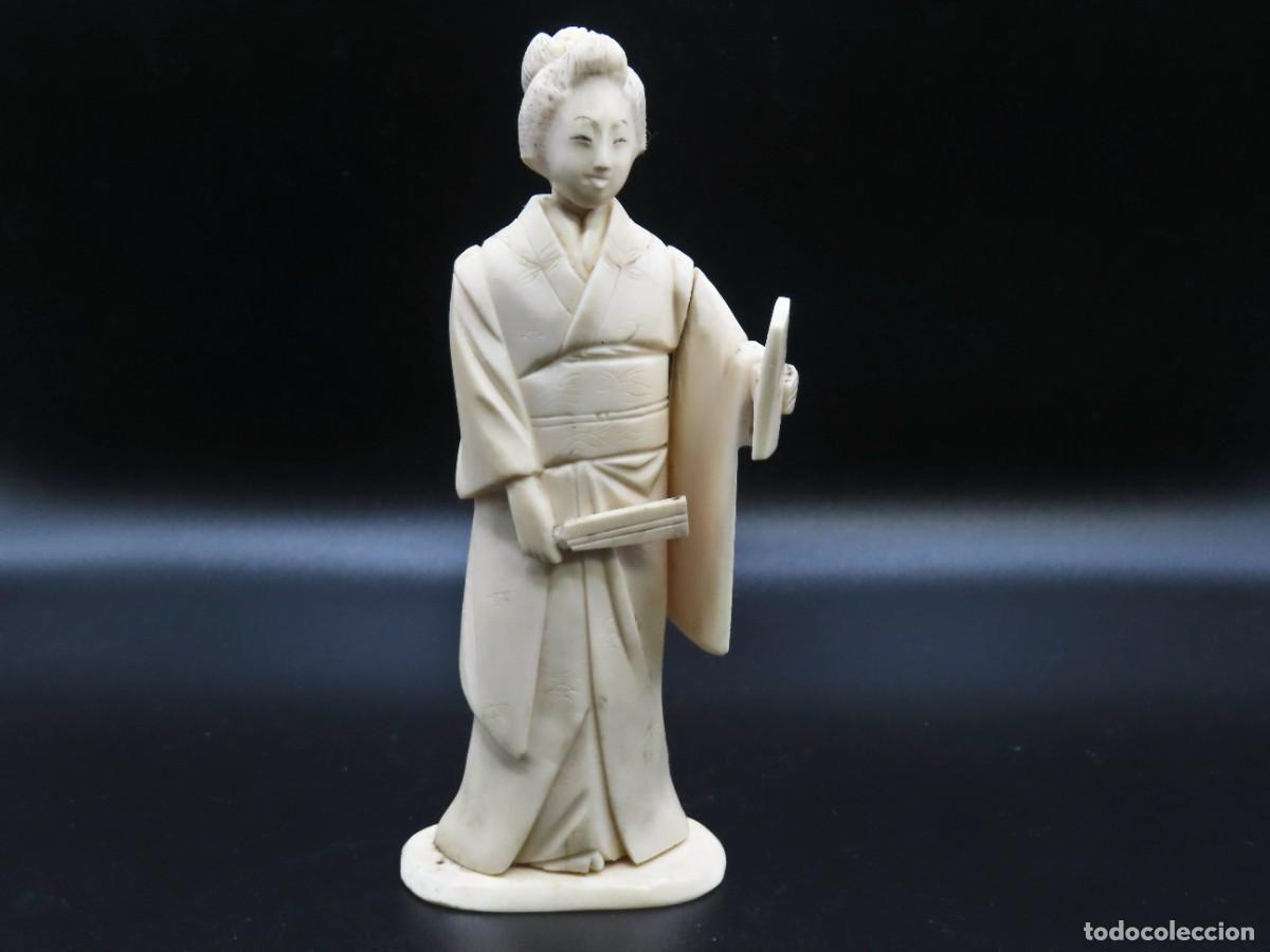 Arte: OKIMONO JAPONES GEISHA MARFIL DE MORSA MEIJI