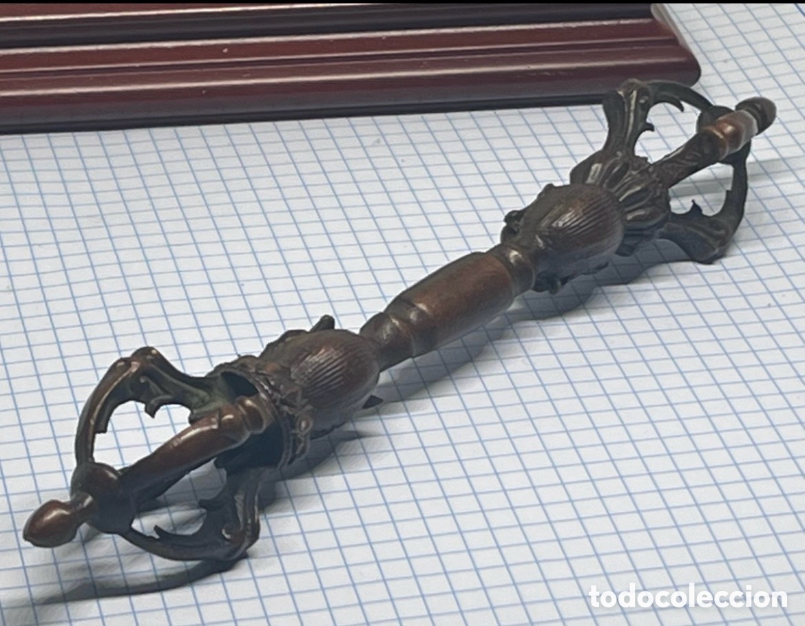 Arte: VAJRA TIBETANA DE METAL ANTIGUA