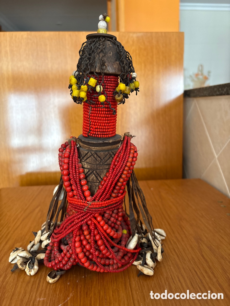 Arte: Mu&ntilde;eca f&aacute;lica ritual