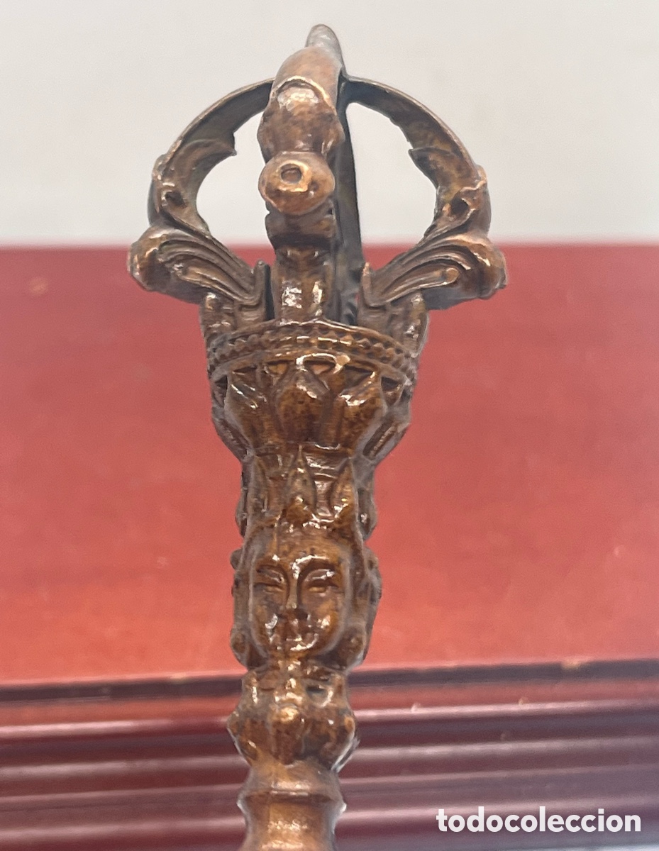 Arte: VAJRA TIBETANA DE METAL ANTIGUO