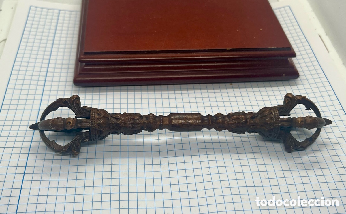 Arte: VAJRA TIBETANA DE METAL ANTIGUO
