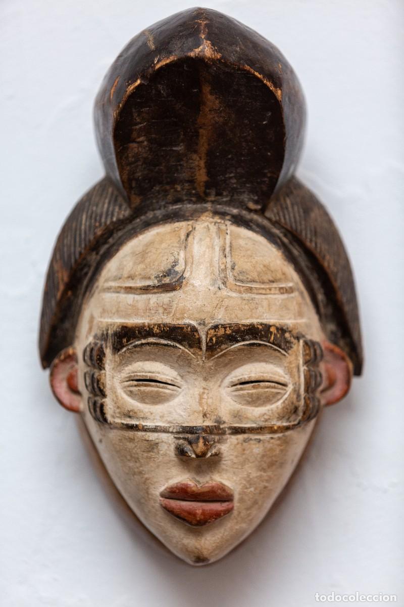 Arte: M&aacute;scara Punu de Gab&oacute;n