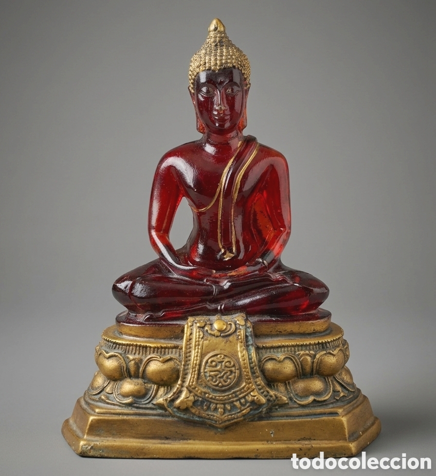 Arte: Estatua de Buda vintage / Lucita roja / Coleccionable / Relieve dorado