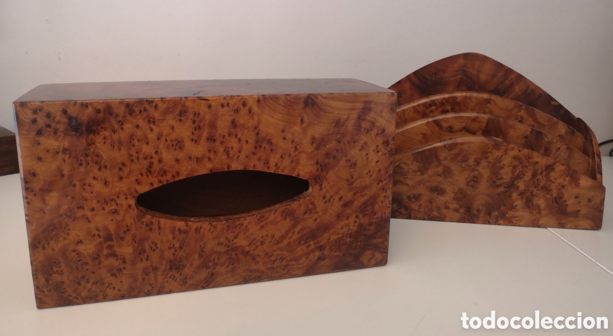 Arte: Conjunto organizador escritorio, accesorios sobres y pa&ntilde;uelos madera natural de thuya. Marruecos.