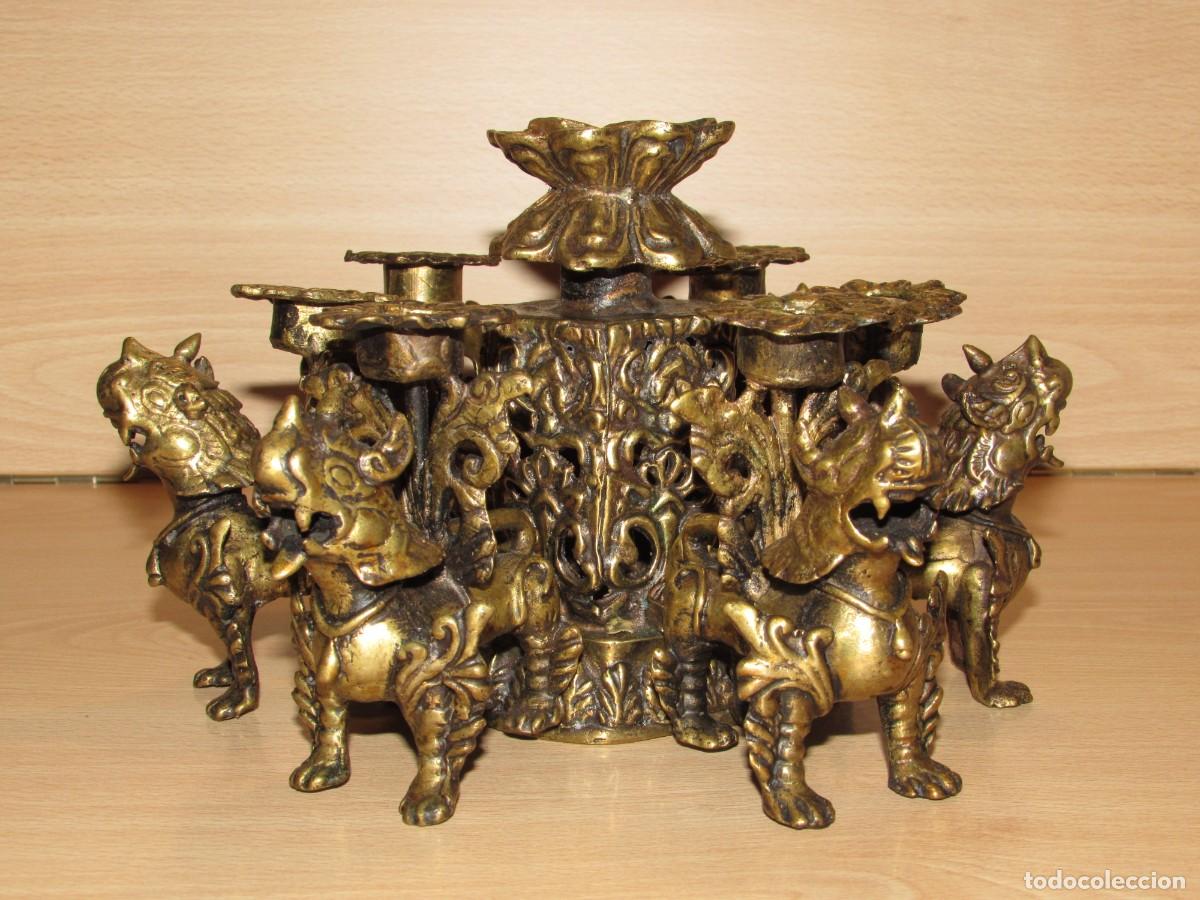 Arte: Antiguo candelabro modular Himalaya Nepal T&iacute;bet quemador 6 Perro Le&oacute;n de las Nieves Foo Chinthe