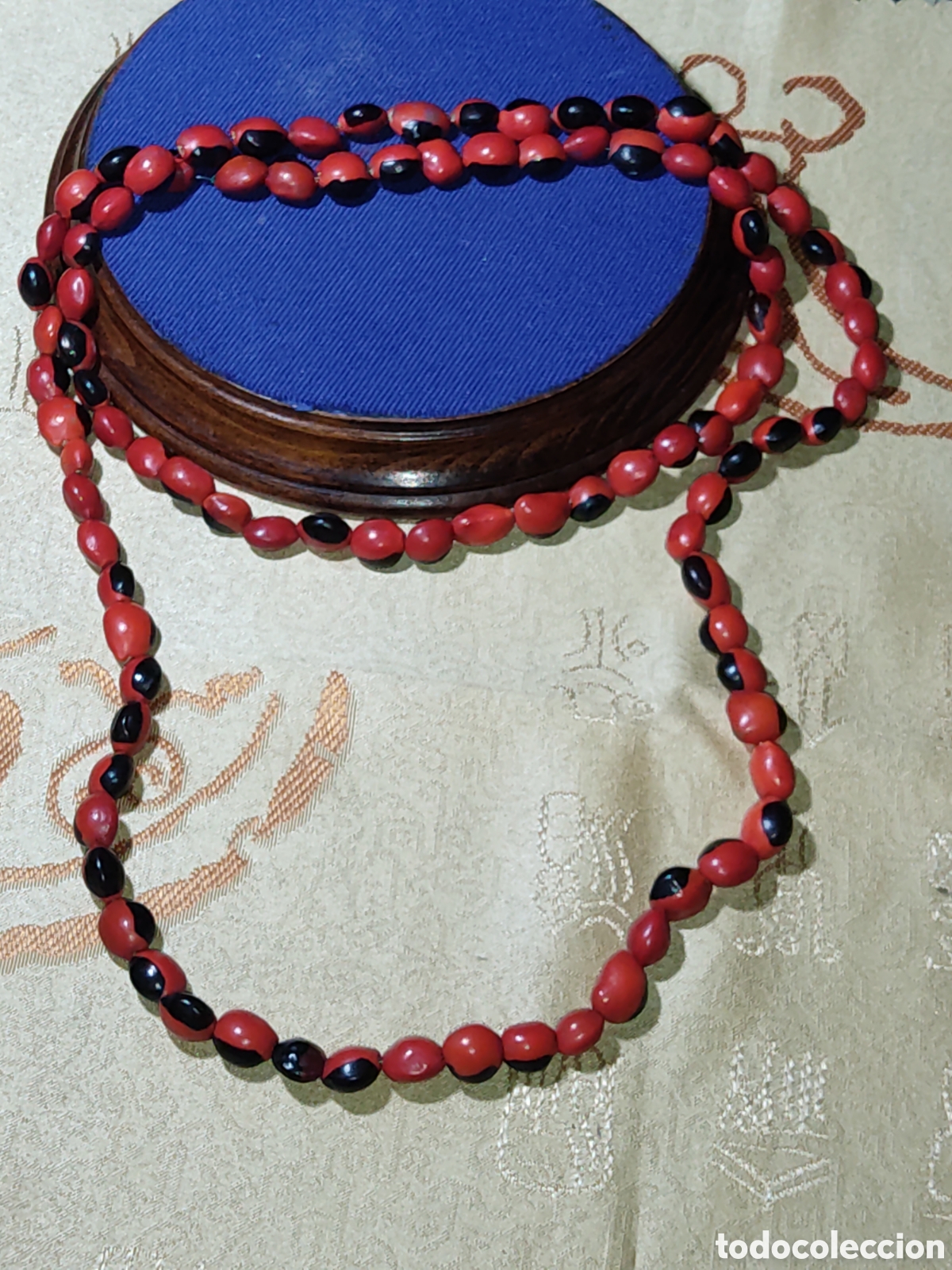 Arte: Collar largo etnico dije,protector de semillas de Huayruro de los Andes.Sin uso