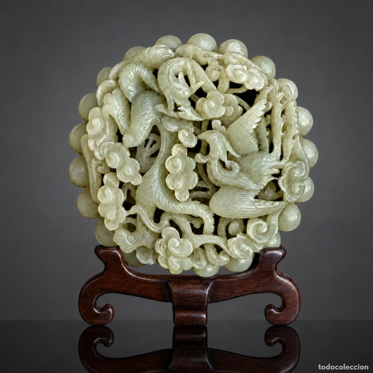 Arte: Extraordinaria PLACA/MEDALLON en jade celad&oacute;n del siglo XVIII/XIX.Dinastia Qing.
