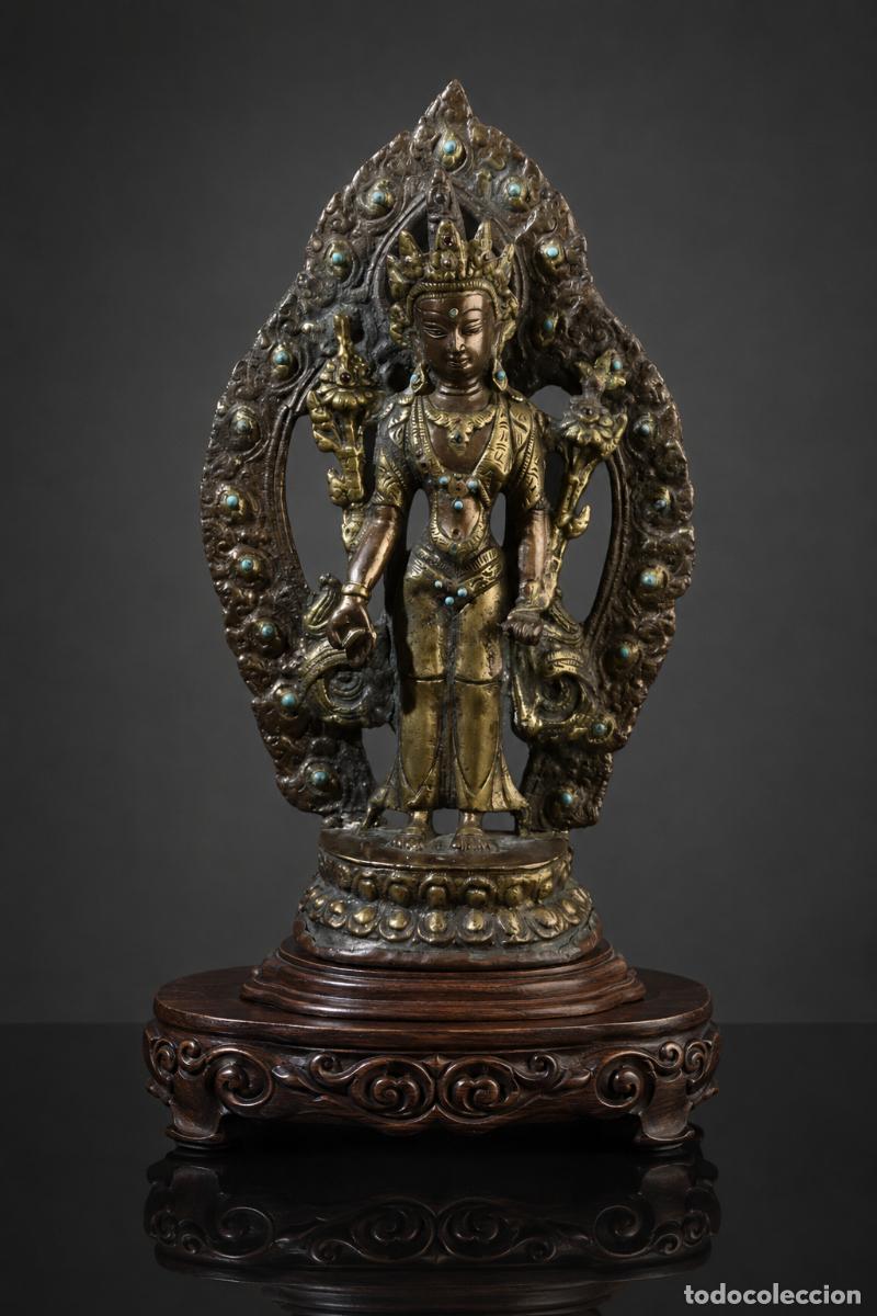 Arte: Extraordinaria pieza del siglo XVIII/XIX, Bodhisattva Padmapani.