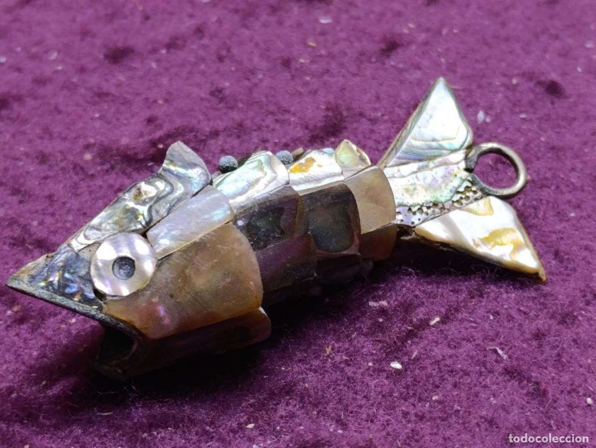 Arte: 1970&acute;s, Pez Art&iacute;culado de Plata y Concha de Abul&oacute;n (n&aacute;car), M&eacute;xico, 7 cms. largo.