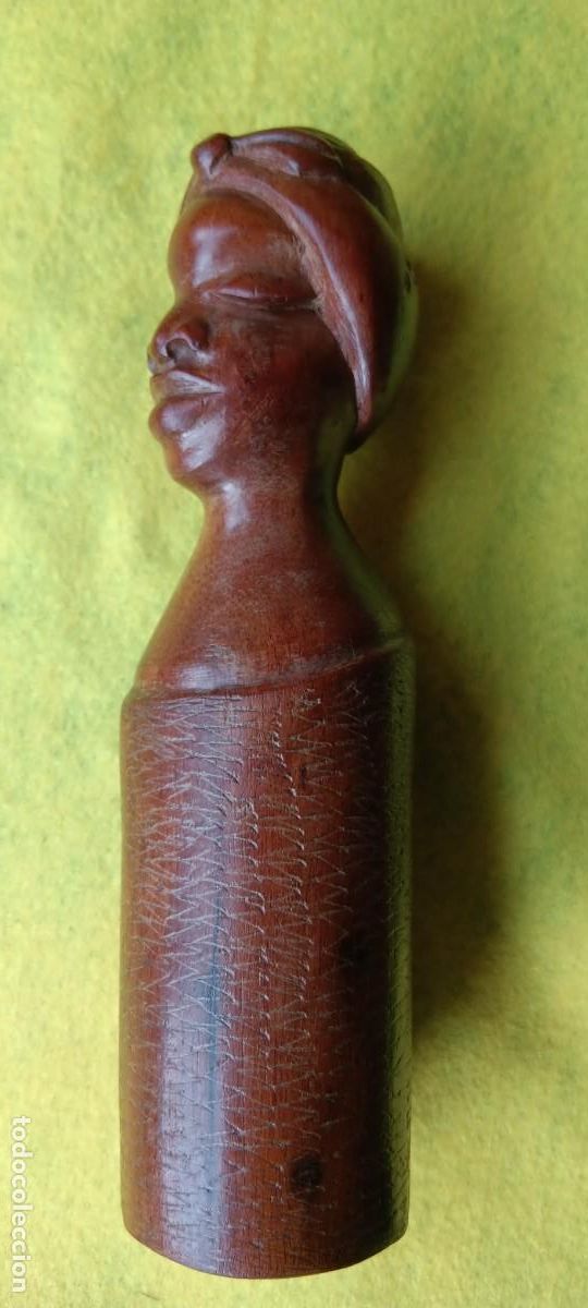 Arte: FIGURA &Eacute;TNICA DE MADERA DE MUJER CUBANA