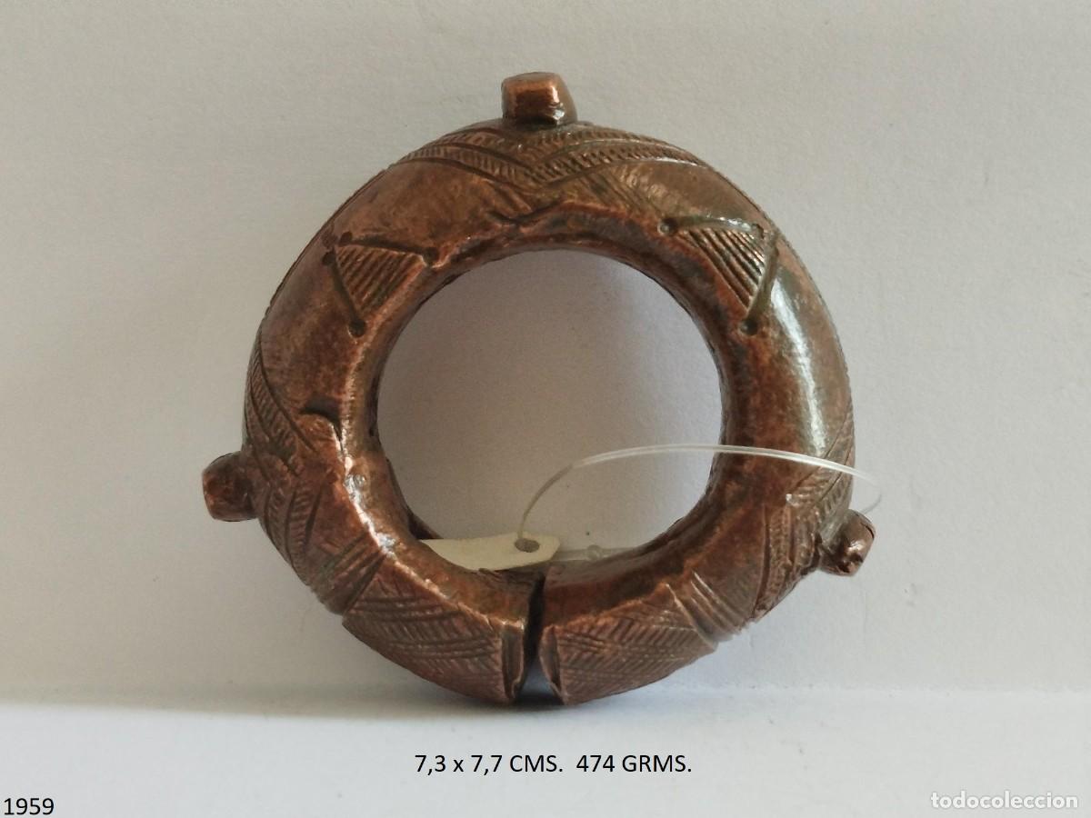 Arte: ARTE ETNICO AFRICANO. BRAZALETE. ETNIA GURMA / GURMANCH&Eacute; (SERIES). GHANA. BURKINA. &Aacute;FRICA.