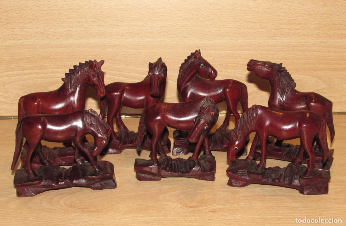 Arte: Lote oriental de 7 okimino vintage China Jap&oacute;n caballos madera tallada estilo Tang circa 1970