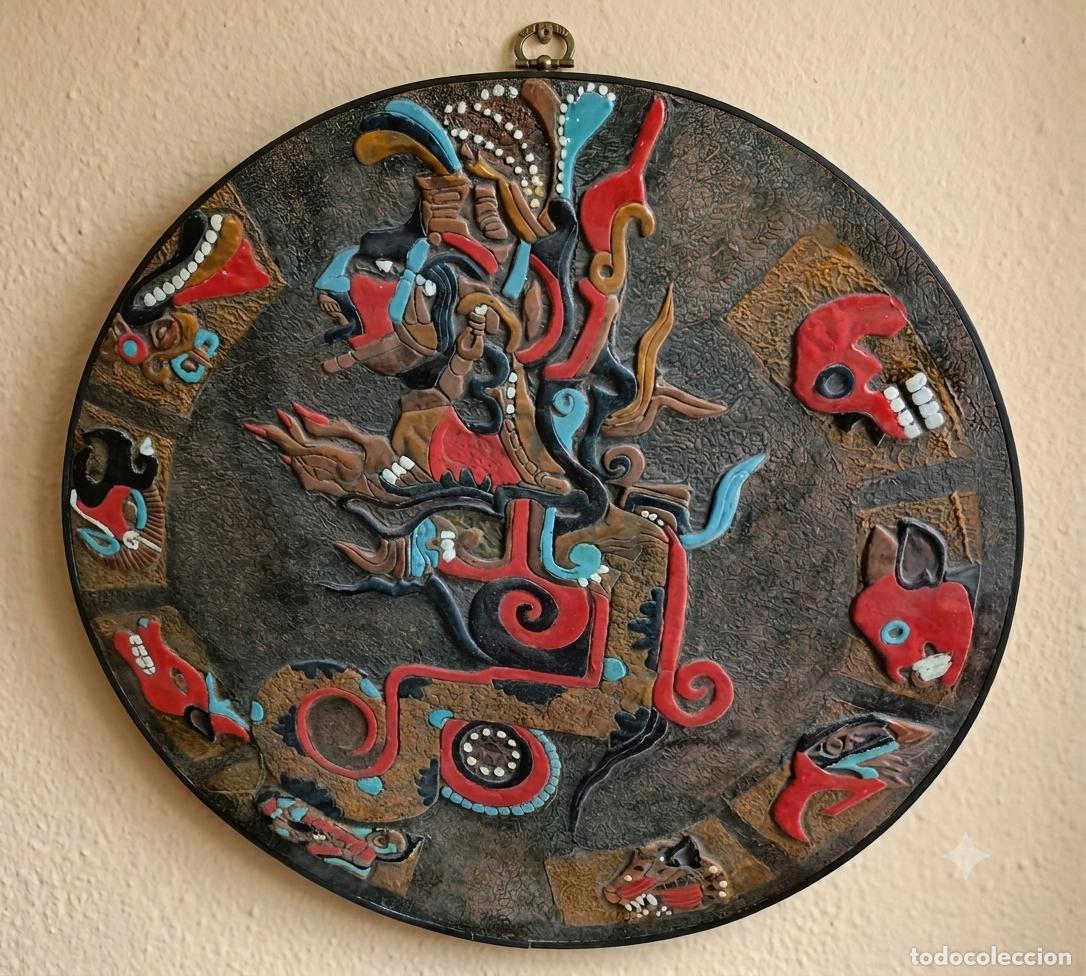 Arte: HOR&Oacute;SCOPO DOS ORIXAS (EXU). BAJO RELIEVE EN METAL ESMALTADO