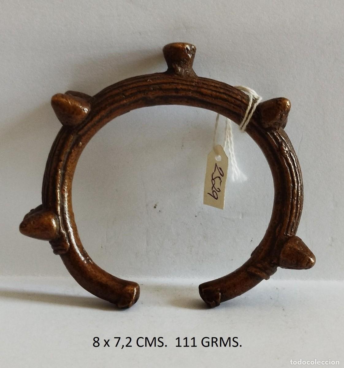 Arte: BRAZALETE ARTE &Eacute;TNICO AFRICANO. GURUNSI (SERIES). GHANA / BURKINA FASO. &Aacute;FRICA.