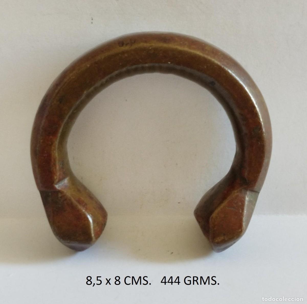Arte: ARTE &Eacute;TNICO AFRICANO. MONEDA INTERCAMBIO / BRAZALETE MANILLA TUAREG. &Aacute;FRICA.