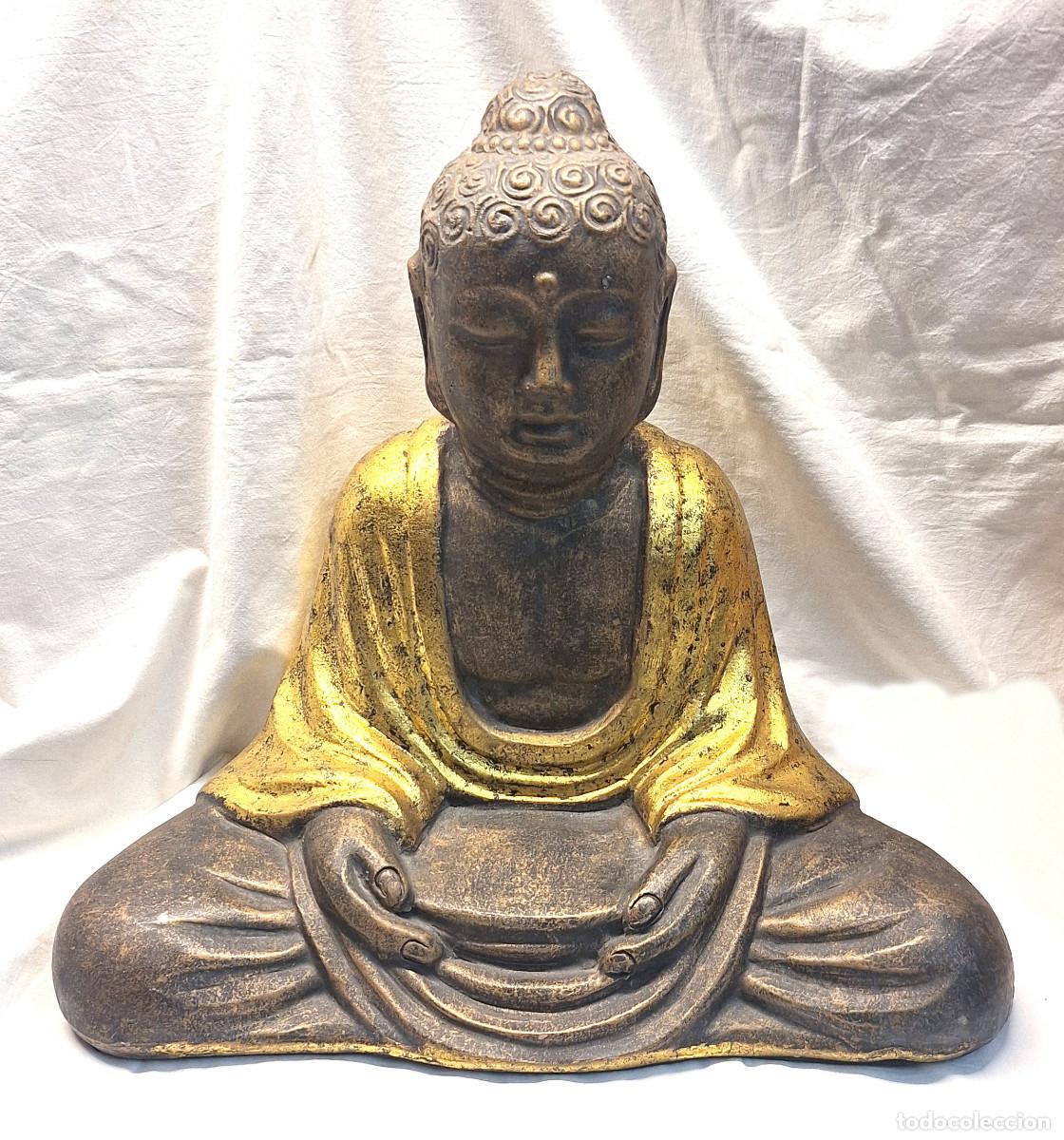 Arte: Buda Sedente Terracota pavonada Pan de Oro. Med. 40 cm