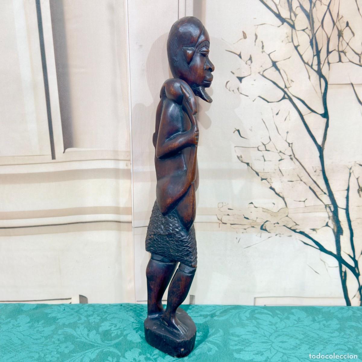 Arte: Figura de madera tallada a mano - Foto 2
