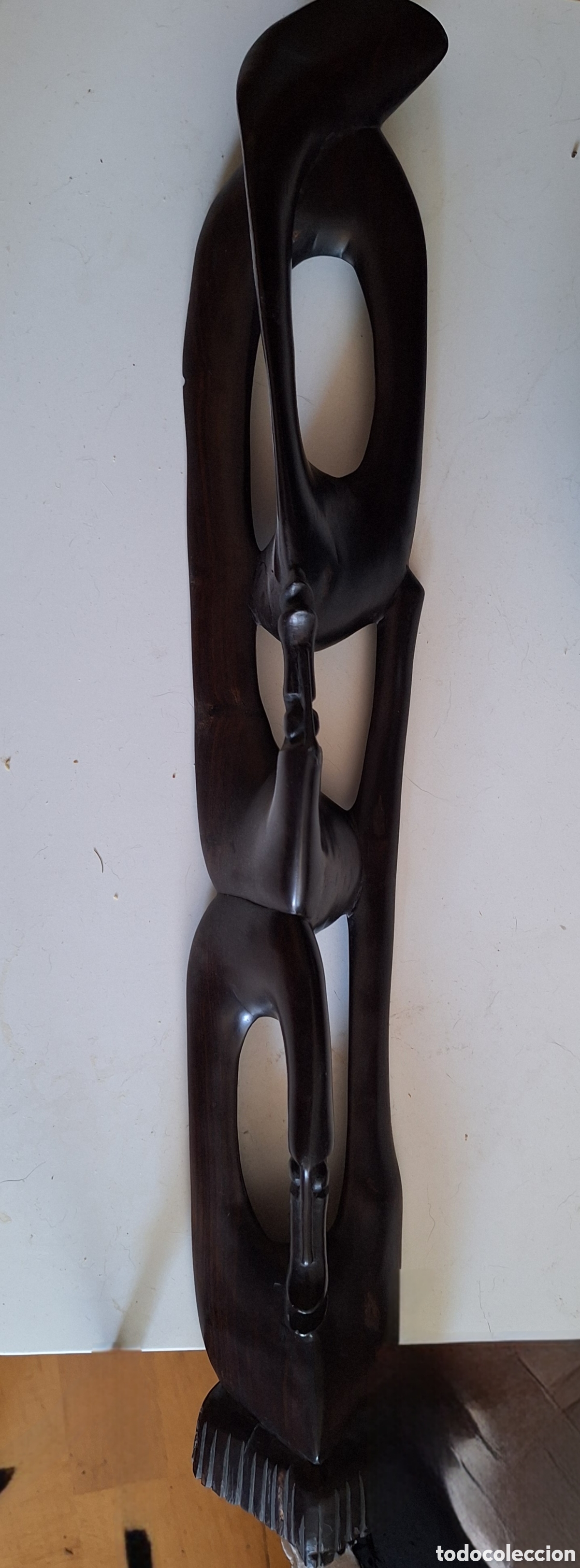 Arte: Figura africana en &egrave;bano
