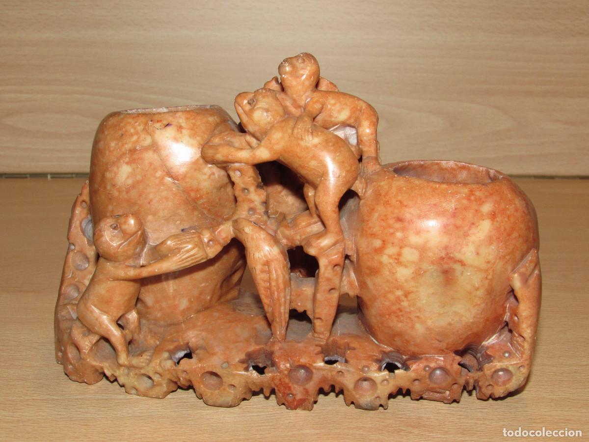 Arte: Antigua escultura china tintero oriental tallado piedra jab&oacute;n jabonosa monos 756 gr mediados s. XX