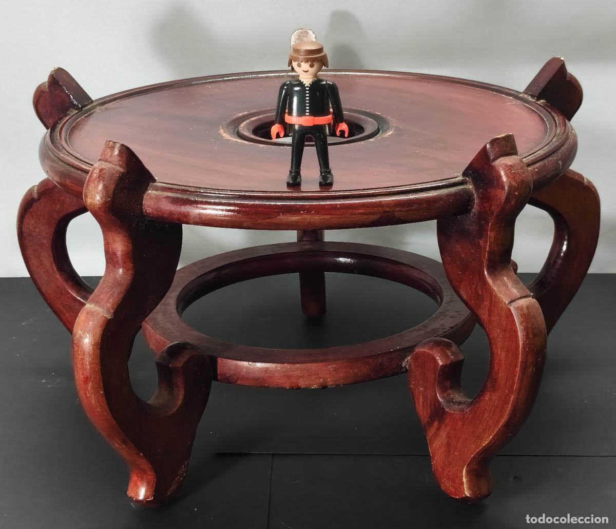 Arte: Gran peana o pedestal chino en madera lacada para jardinera o jarr&oacute;n con base 28 cm