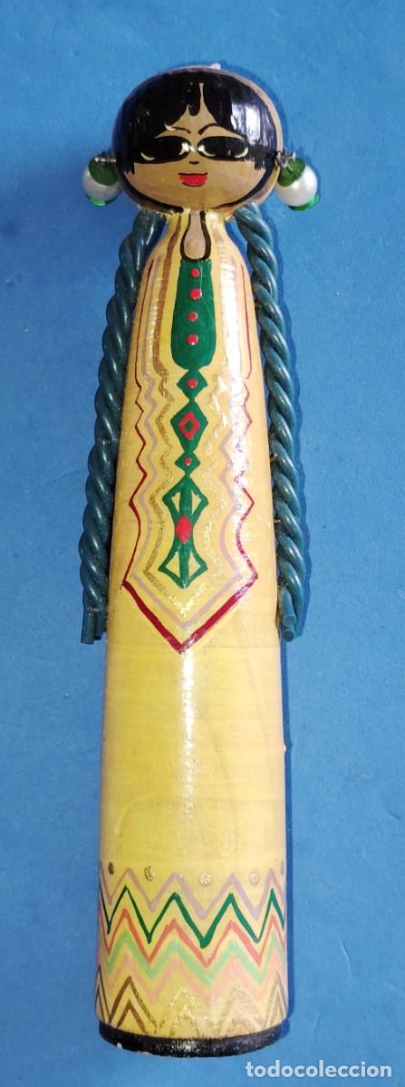 Arte: MU&Ntilde;ECA DE MADERA. PUEBLO NUBIO. ASUAN. EGIPTO ENVIO INCLUIDO.