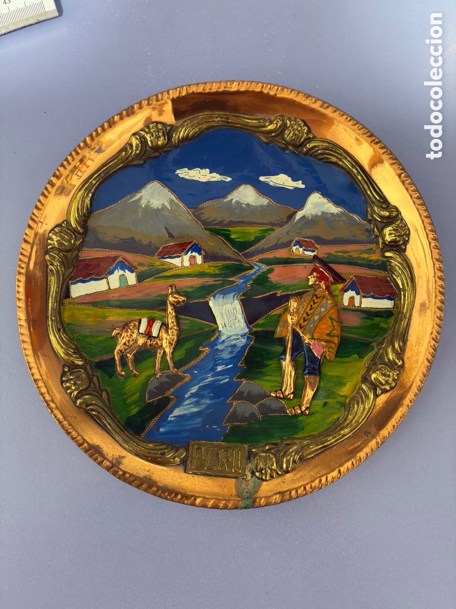 Arte: Plato decorativo del Peru