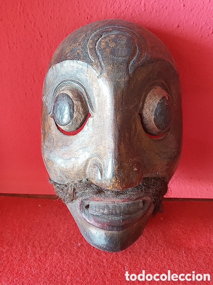Arte: ANTIGUA M&Aacute;SCARA DE MADERA AFRICANA