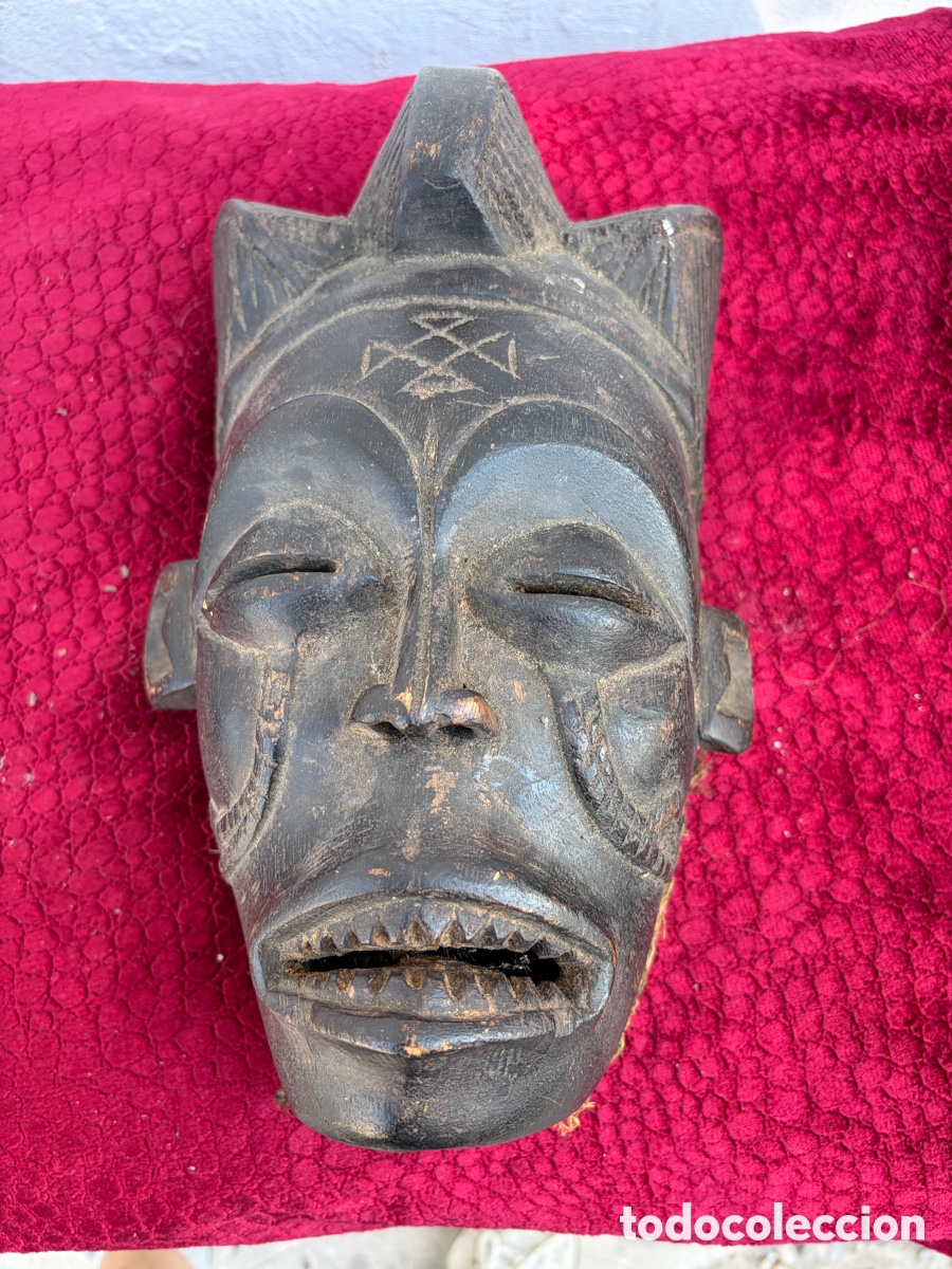 Arte: MASCARA CHOKWE , MEDIDOS SIGLO XX