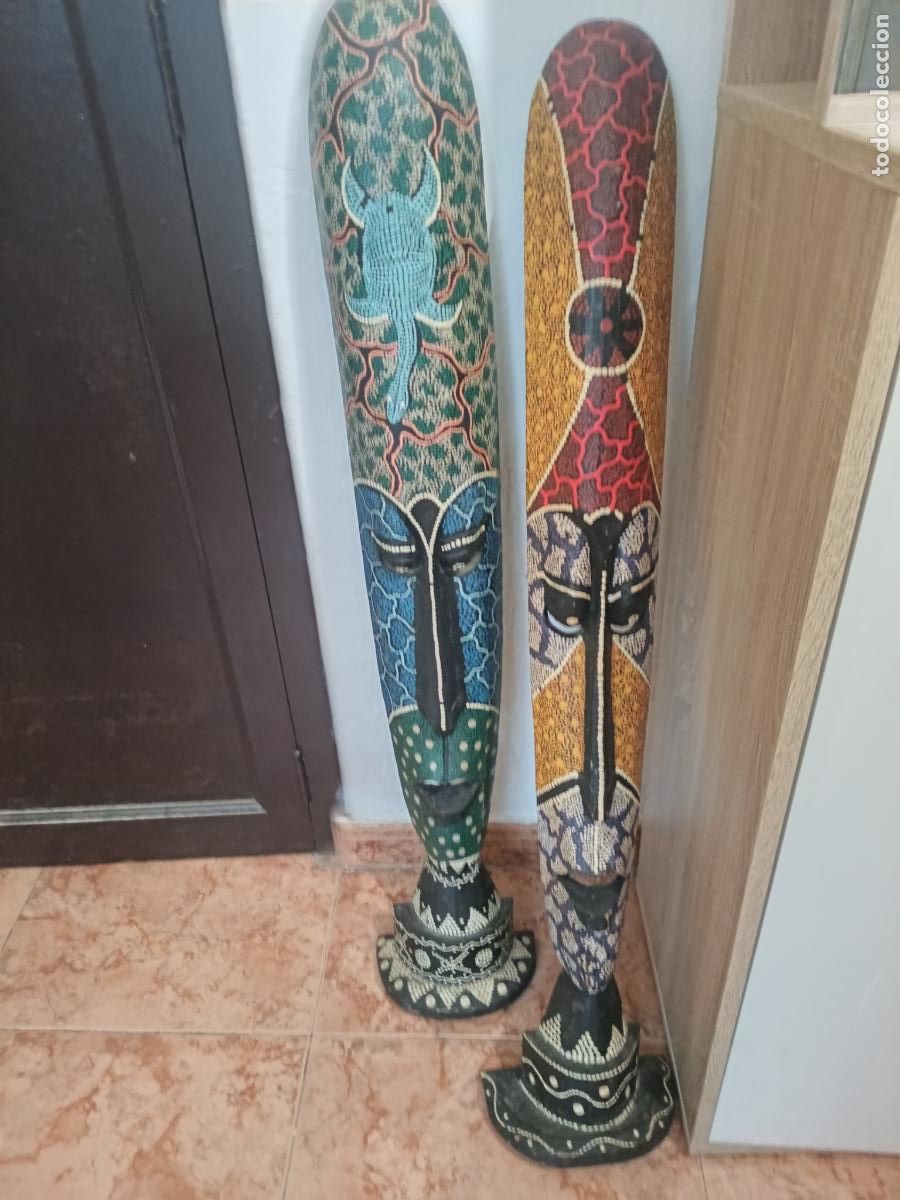 Arte: Juego de 2 m&aacute;scaras africanas en soporte