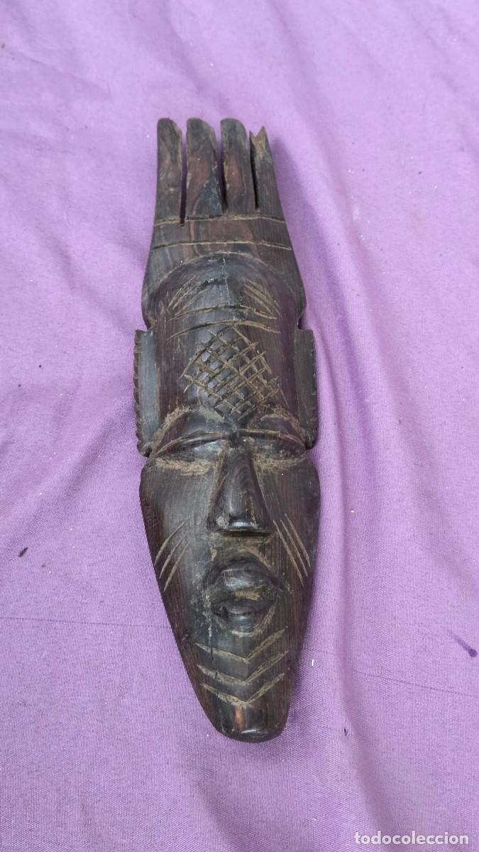 Arte: mascara africana de madera ebano