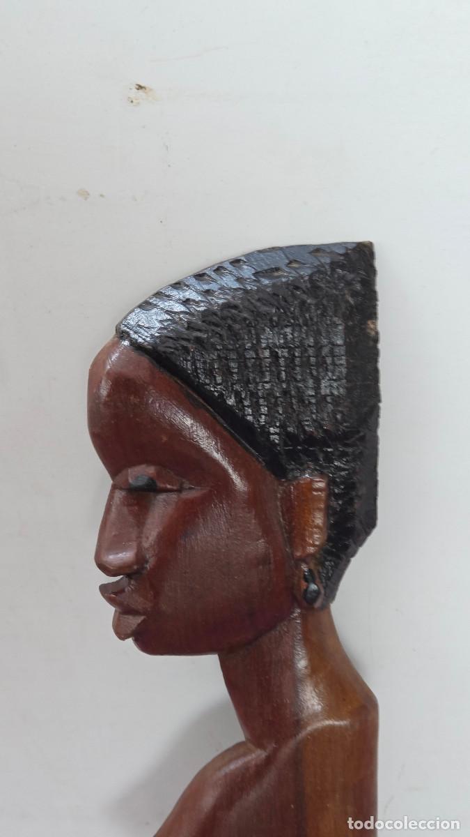 Arte: mascara africana de madera noble