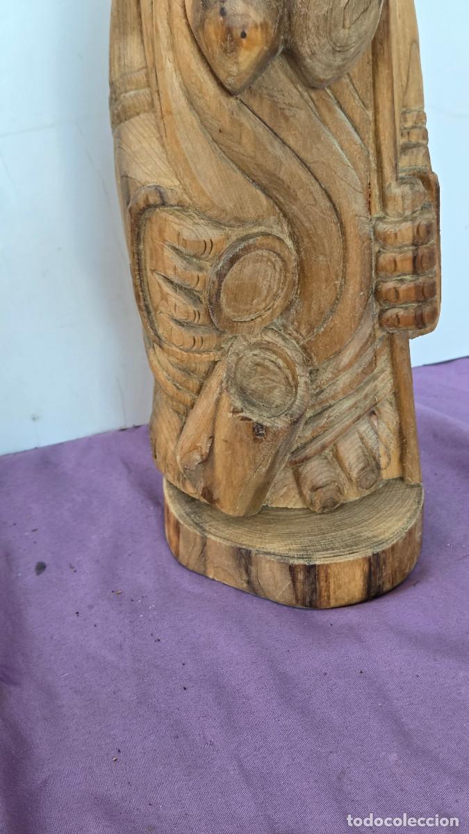 Arte: figura de madera tallada - Foto 2