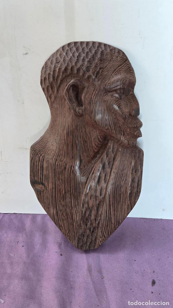 Arte: figura de colgar africano
