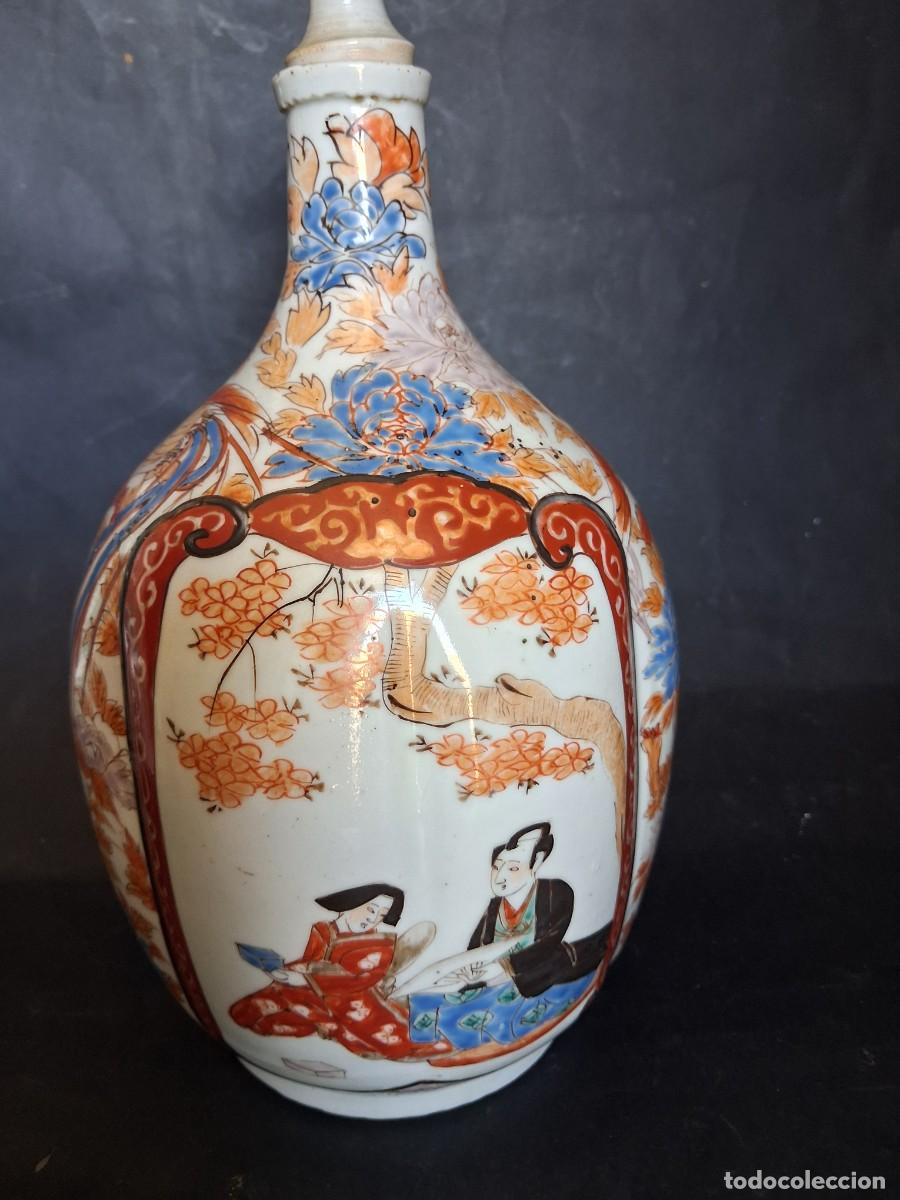 Arte: Antigua botella con tapon de porcelana japonesa Imari S.XIX
