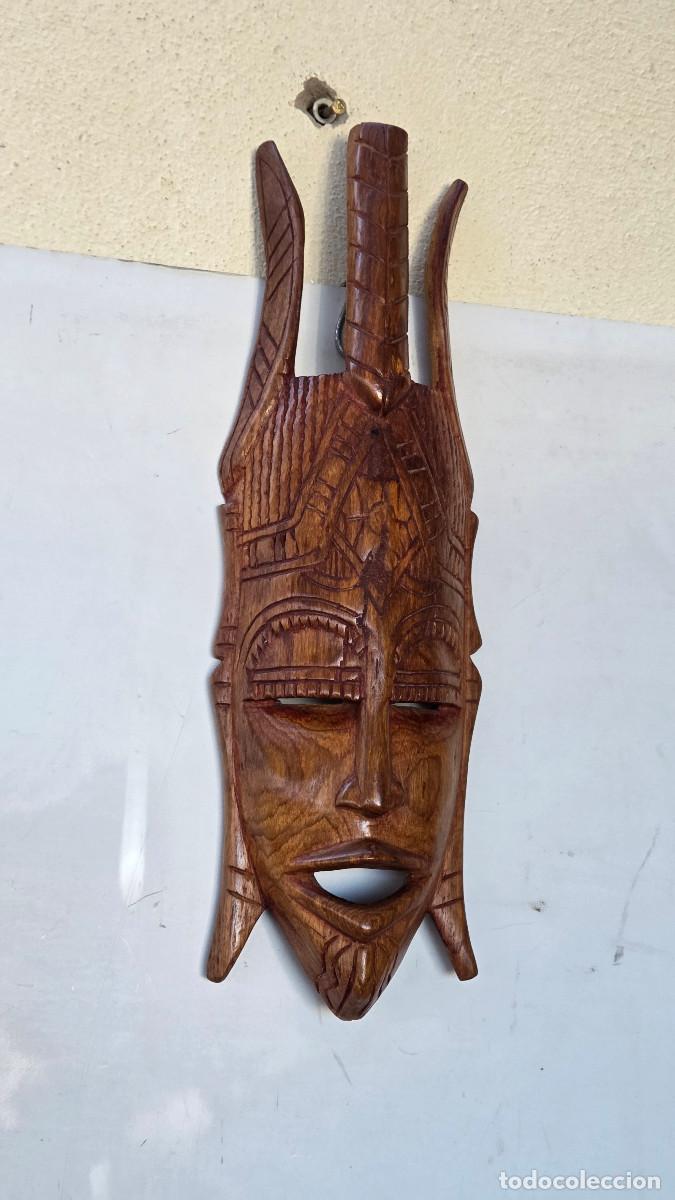 Arte: mascara arte africano de madera noble