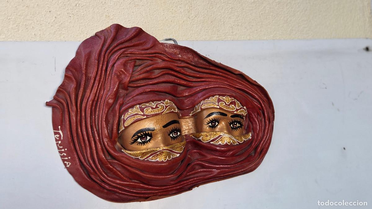 Arte: mkascara en cuero turquia