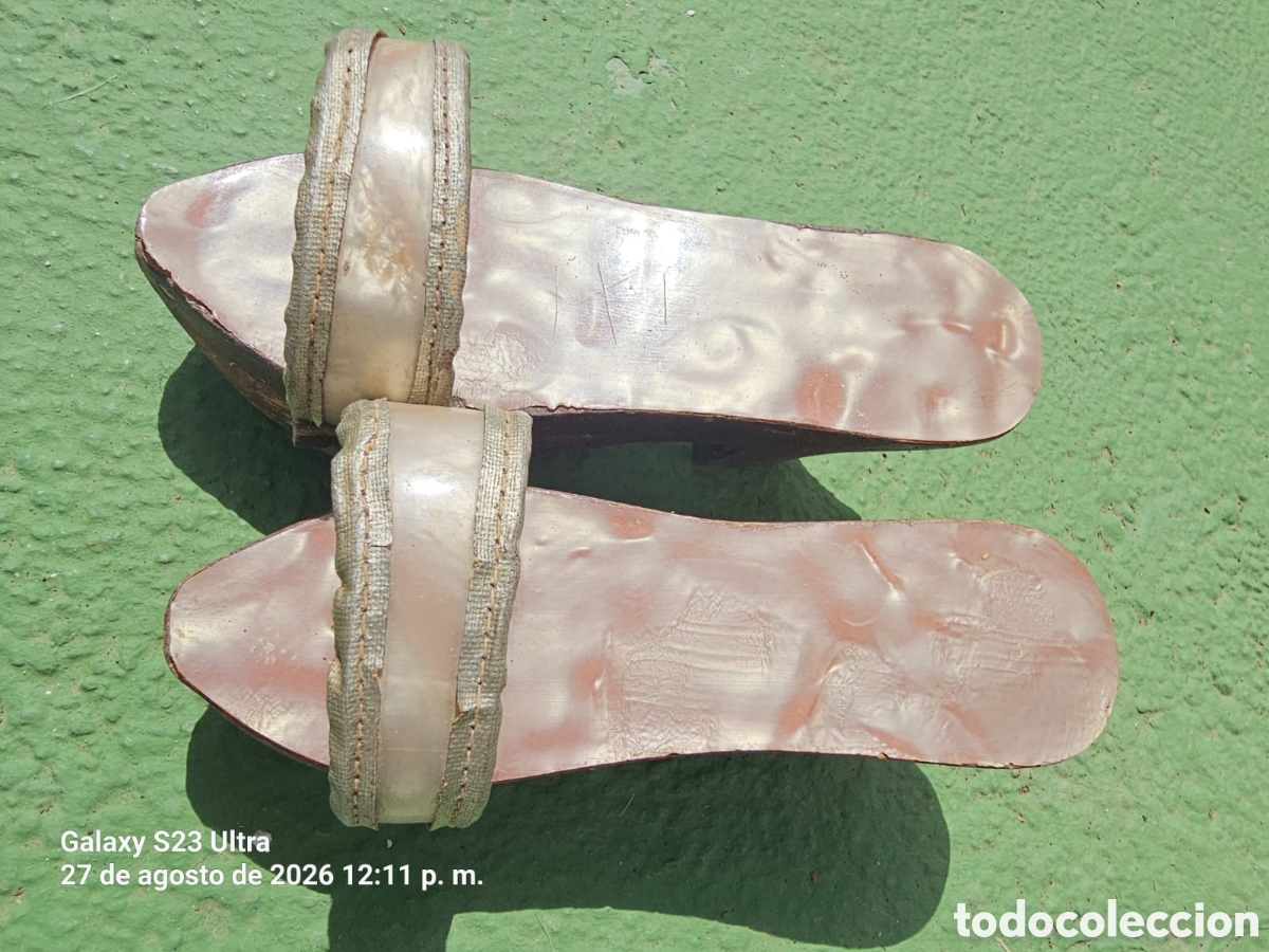 Arte: Zapatos otomanos femeninos.
