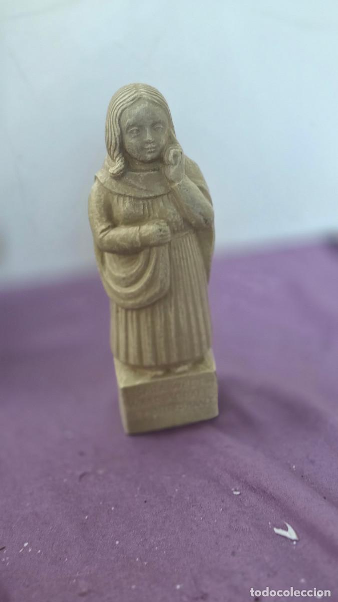 Arte: figura de piedra artificial