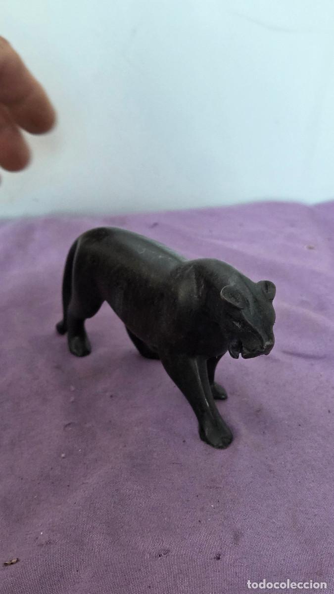 Arte: figura de pantera madera ebano
