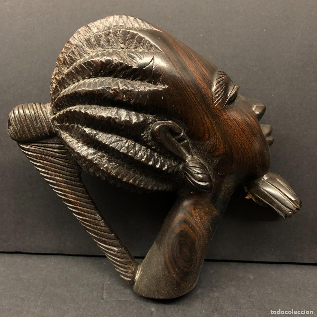 Arte: PRECIOSA ESCULTURA AFRICANA TALLADA A MANO EN MADERA - PARA RESTAURAR - 20 CM TOTAL / 1132