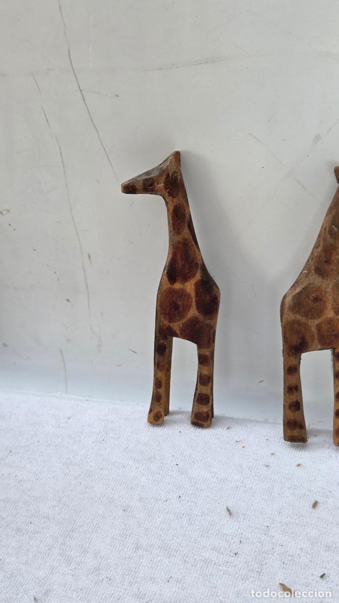 Arte: 2 jirafas de madera peque&ntilde;as - Foto 3