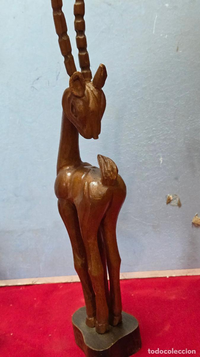 Arte: ciervo de madera arte africano - Foto 6