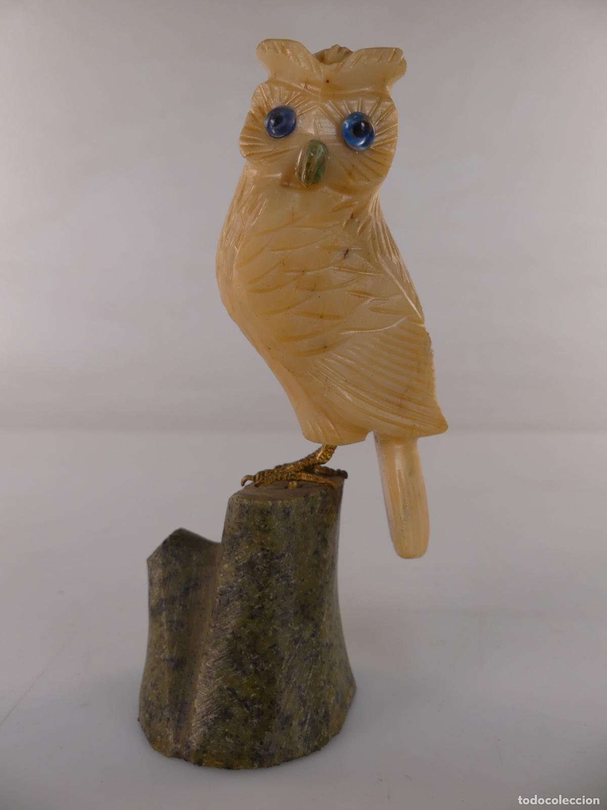 Kunst: FIGURA DE BUHO ECHO CON PIEDRAS NATURALES