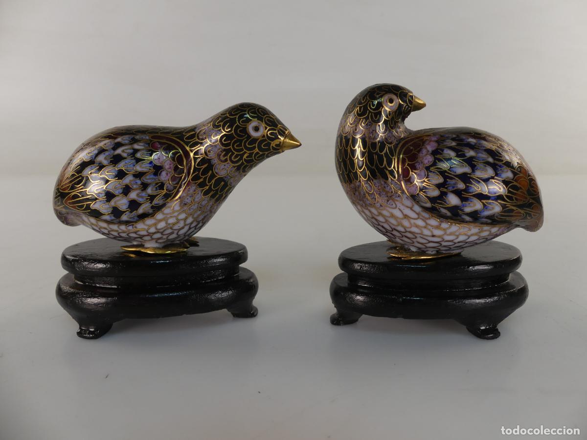 Kunst: BONITAS FIGURAS PAJAROS DE METAL Y CLOISONNE CON PEANAS