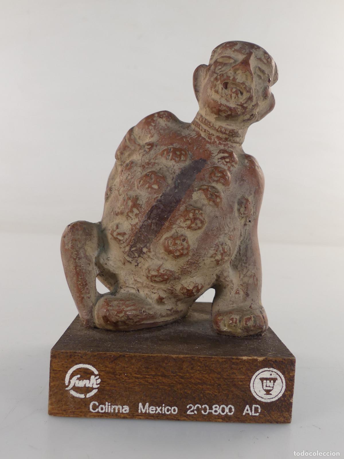 Arte: FIGURA DE BARRO SOBRE PEANA ARTE ETNICO AMERICA